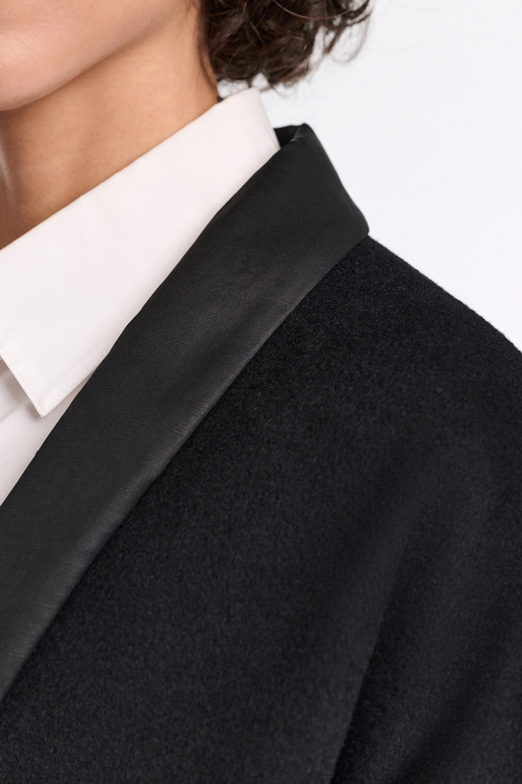 Dorothee Schumacher Oversized tuxedo blazer pure black