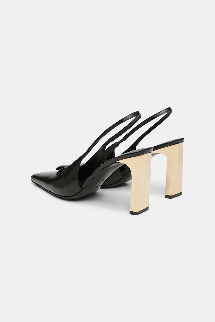 Dorothee Schumacher Slingback pumps with golden heel pure black