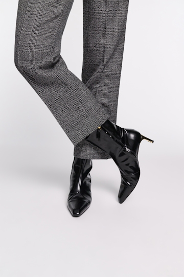 Dorothee Schumacher Ankle boots with golden heel pure black