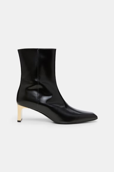 Dorothee Schumacher Ankle boots with golden heel pure black