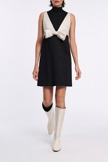 Dorothee Schumacher Embellished Duchesse bow brooch pearl