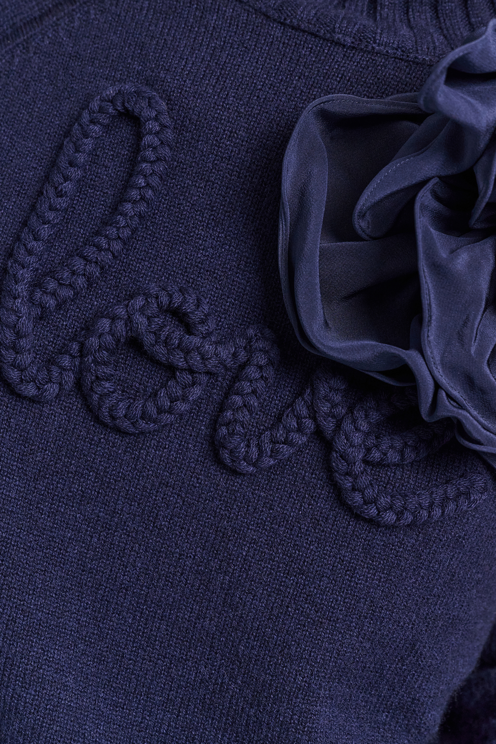 Dorothee Schumacher Turtleneck pullover in Merino-cashmere true navy