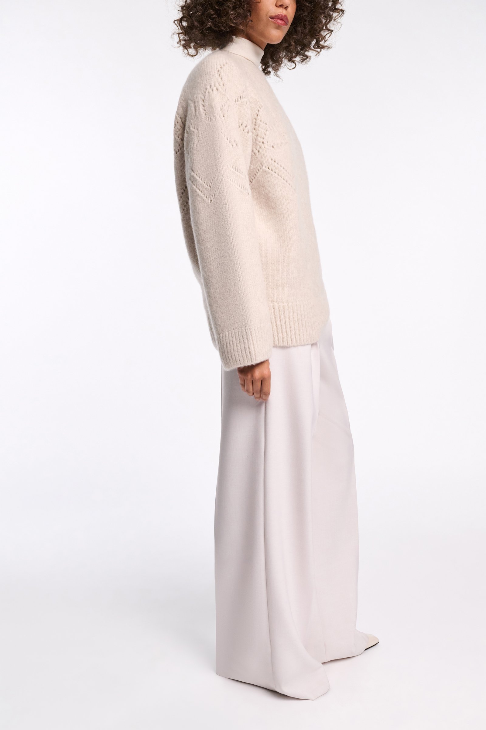 Dorothee Schumacher Rundhalspullover aus Kaschmir-Seiden-Garn soft sand