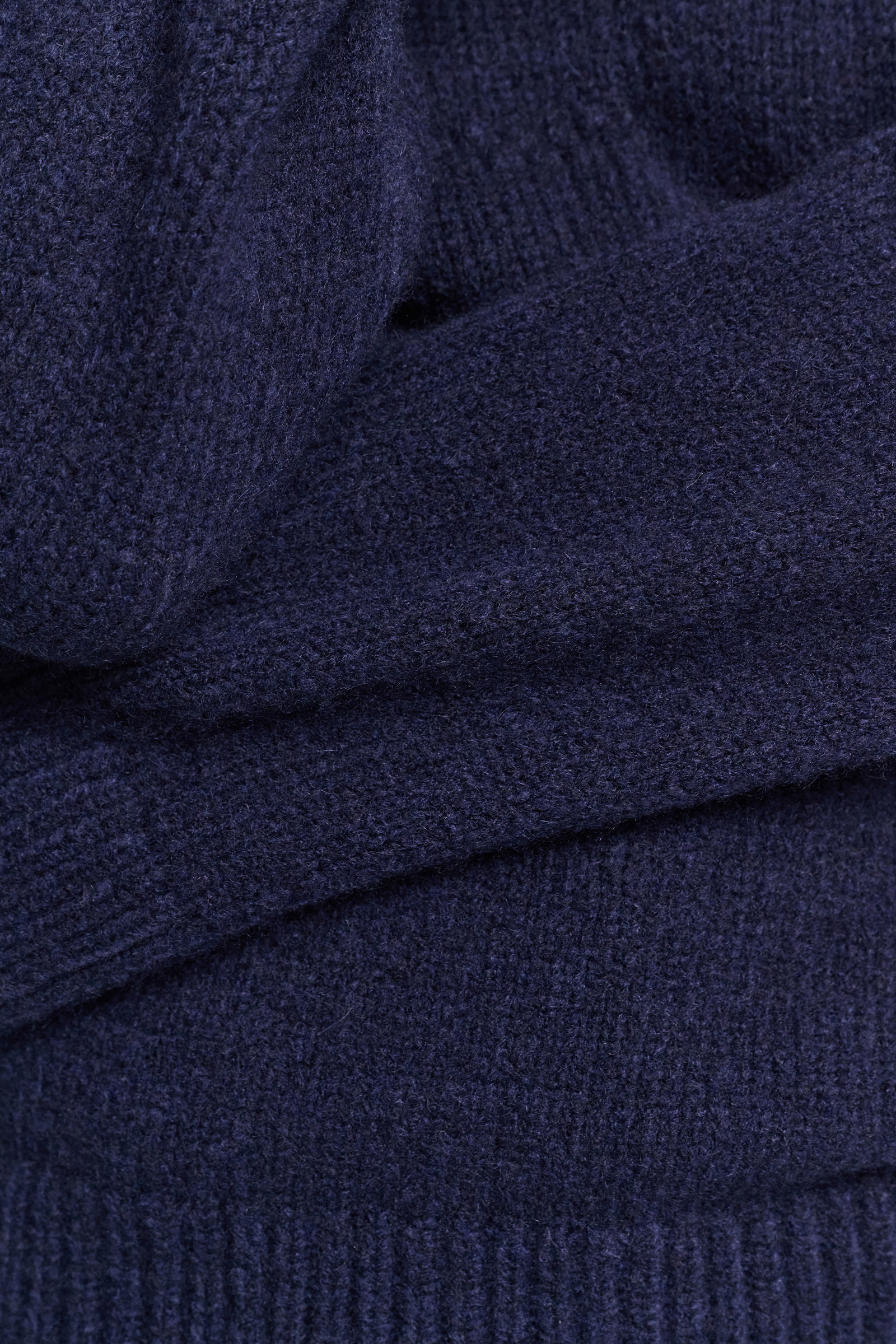 BLOOMING LUXURY pullover Dorothee Schumacher Rundhalspullover aus Kaschmir-Seiden-Garn navy