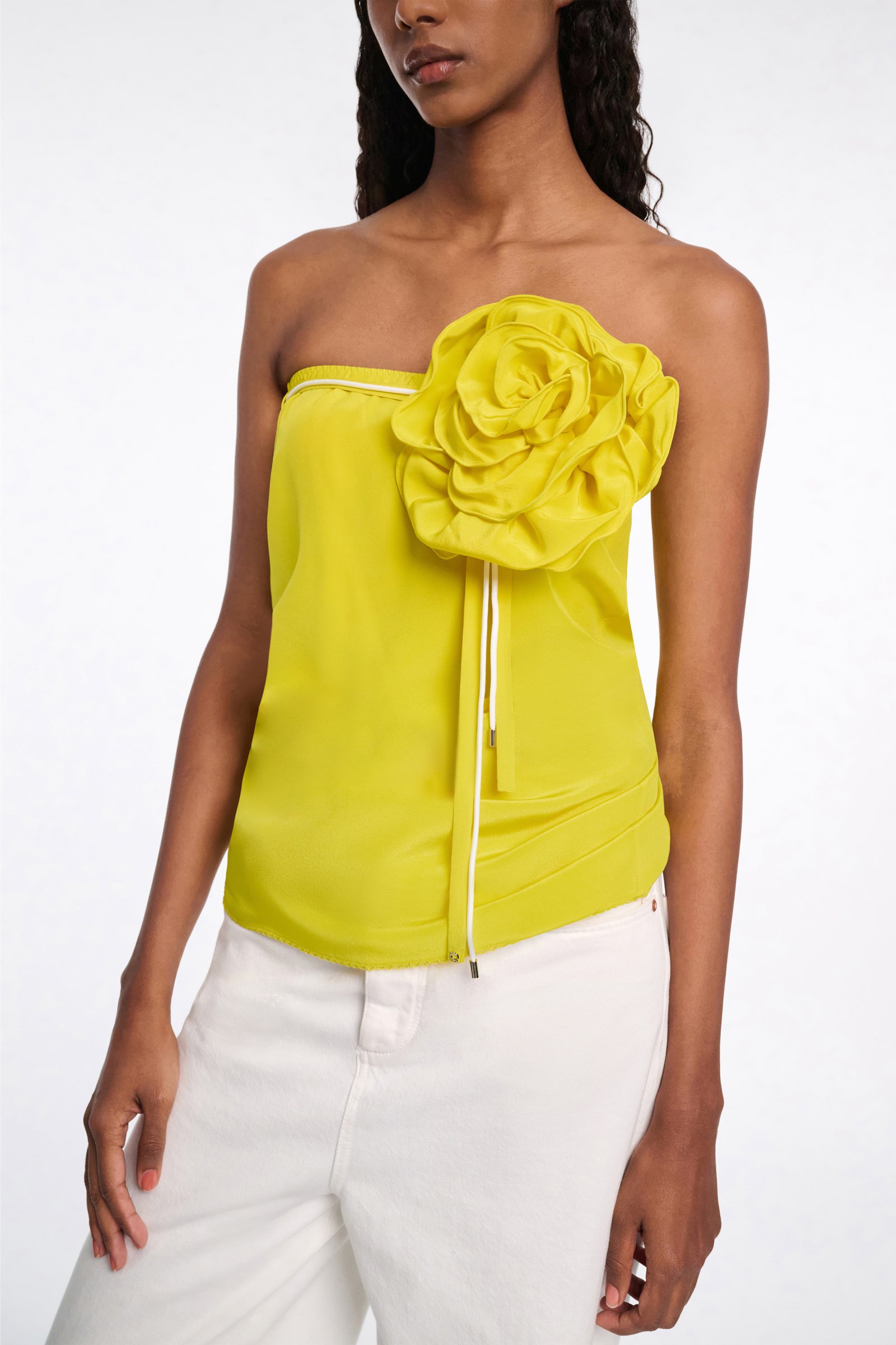 Dorothee Schumacher Silk skirt with XL flower brooch lime