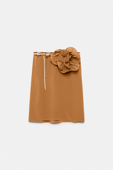 Dorothee Schumacher Silk skirt with XL flower brooch toffee