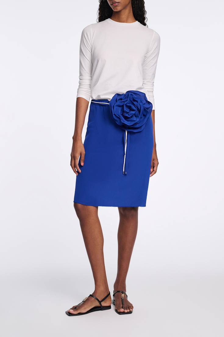 Dorothee Schumacher Silk skirt with XL flower brooch blue