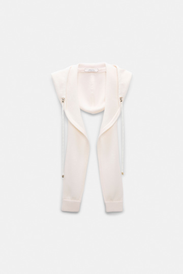 Dorothee Schumacher Hood accessory camellia white