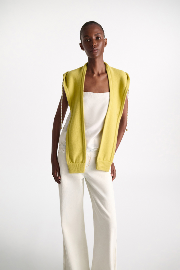 Dorothee Schumacher Hood accessory goldfinch