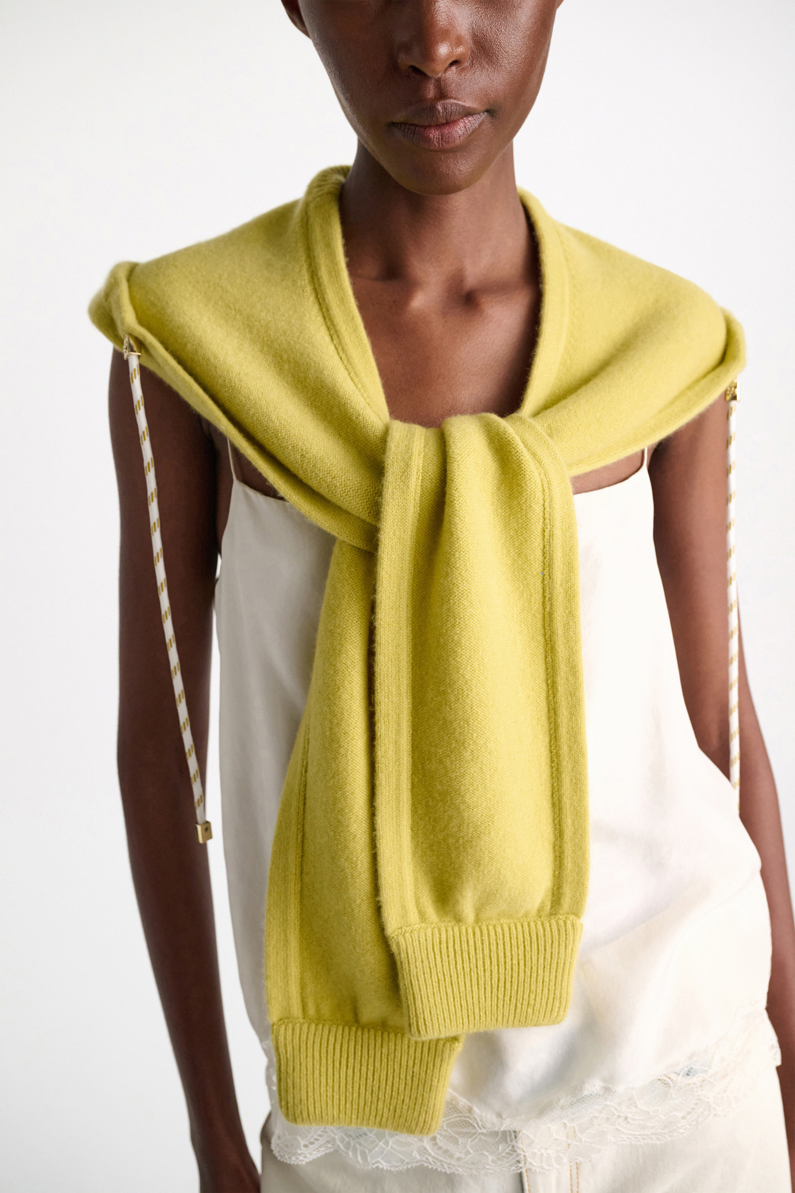 Dorothee Schumacher Hood accessory goldfinch