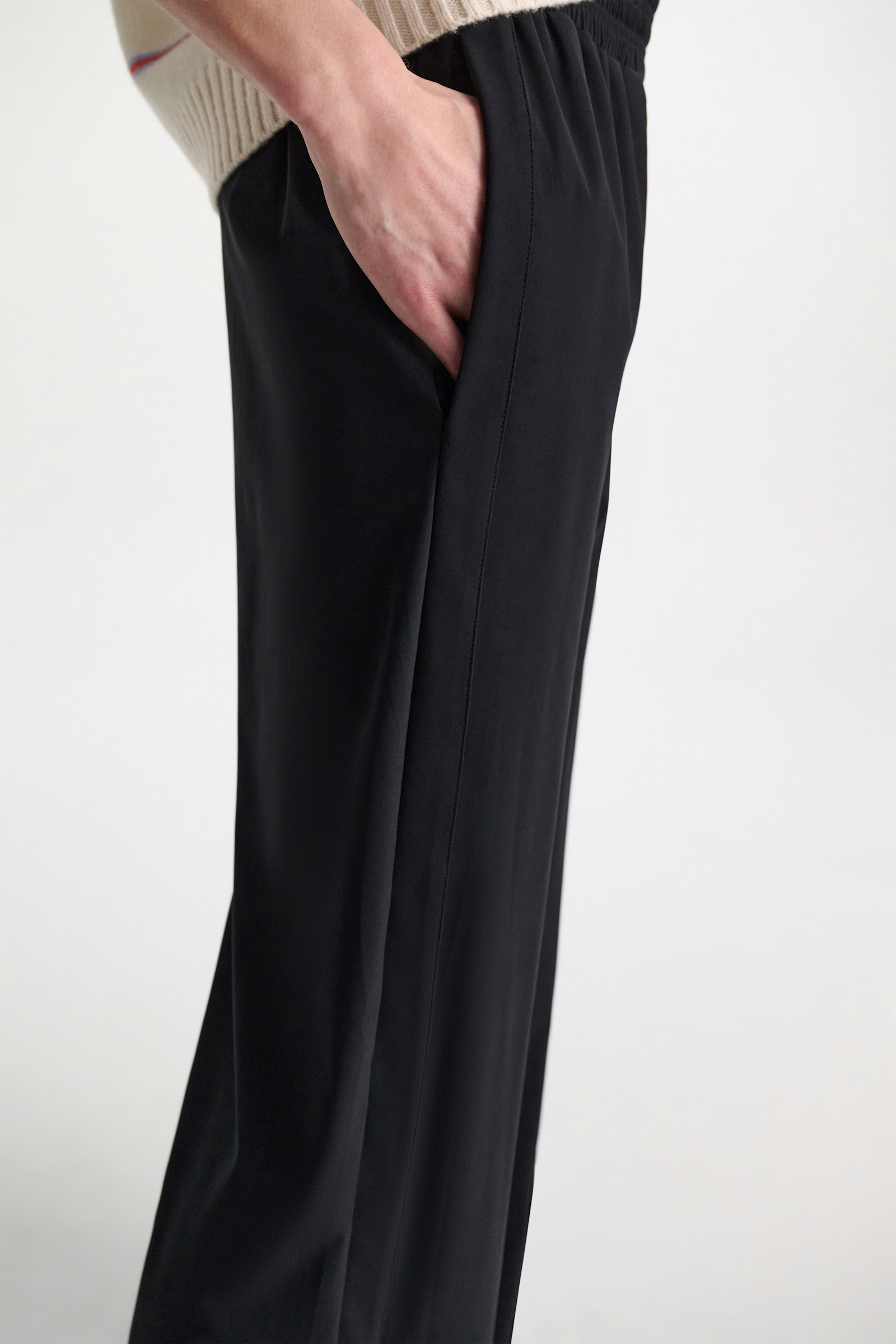 Dorothee Schumacher Track pants in technical jersey pure black