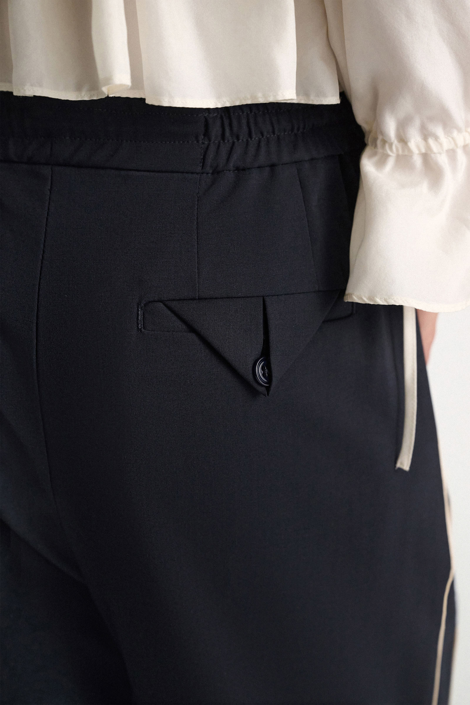 Dorothee Schumacher Wool jogging pants dark navy