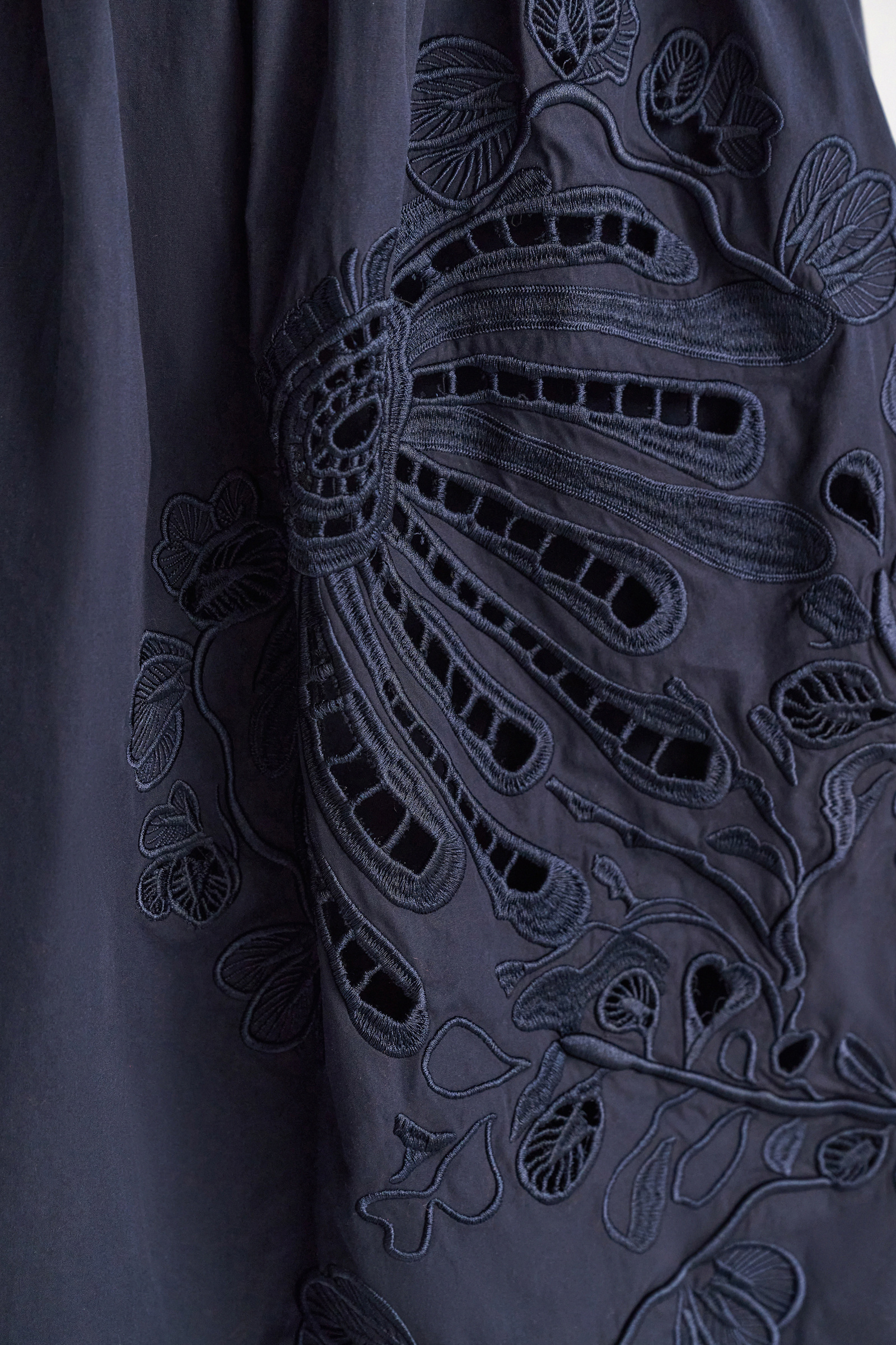 Dorothee Schumacher Rock mit Broderie-Anglais-Stickerei aus Baumwolle dark navy