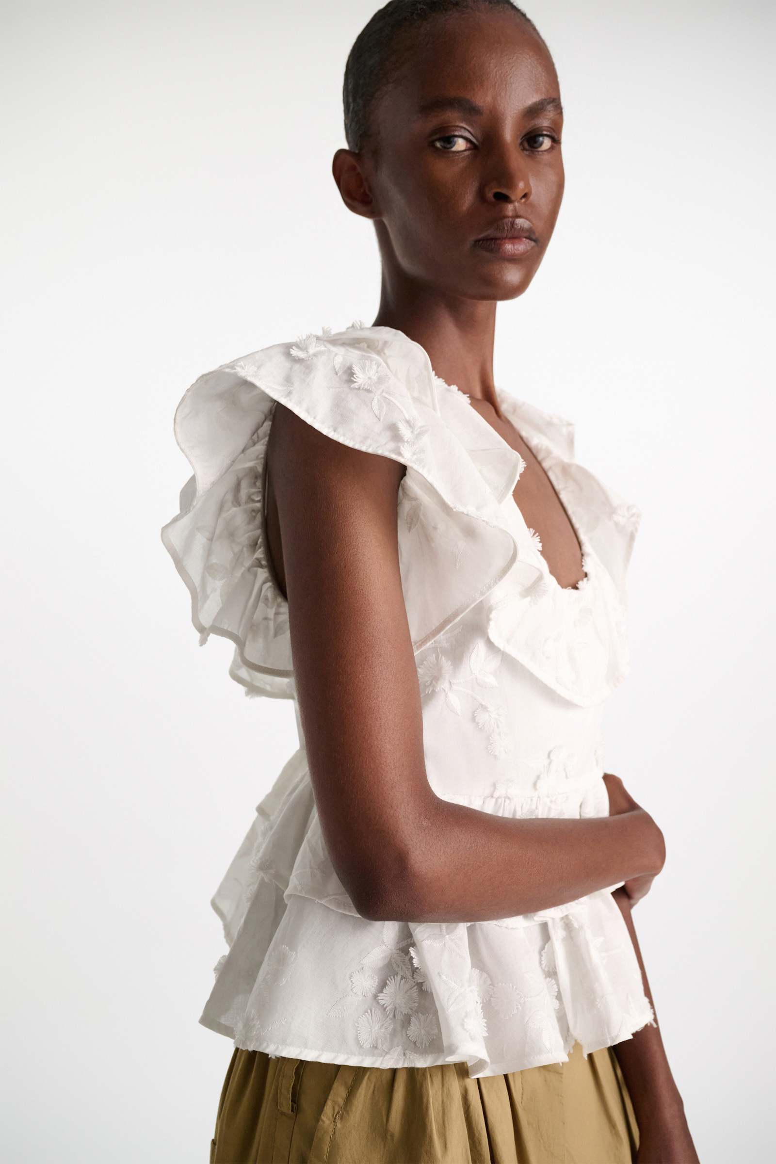 Dorothee Schumacher Top with ruffles in cotton-fil-coupé camellia white