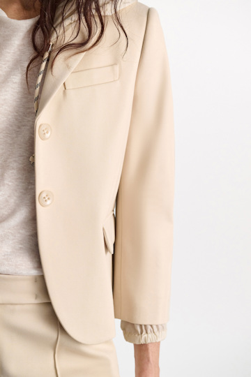 Dorothee Schumacher Cropped blazer in Punto Milano soft sand