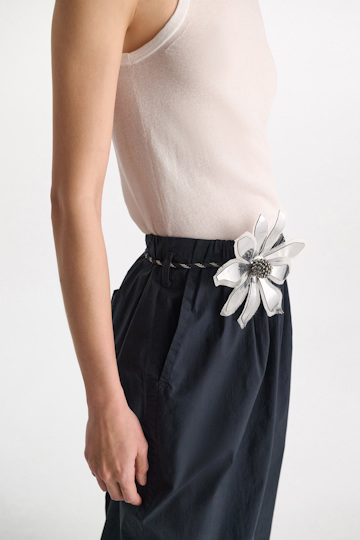 Dorothee Schumacher Pleated pants in garment washed cotton poplin dark navy