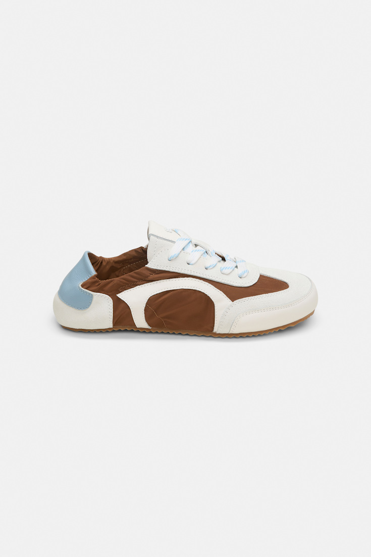 Dorothee Schumacher Elastische Sneakers chestnut brown combo