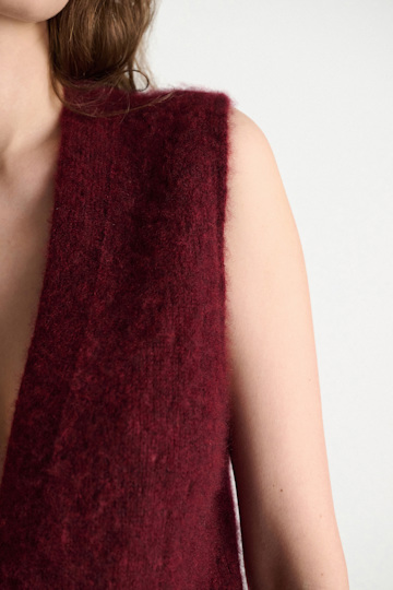 Dorothee Schumacher Gilet im Pointelle-Allover aus Kaschmir merlot