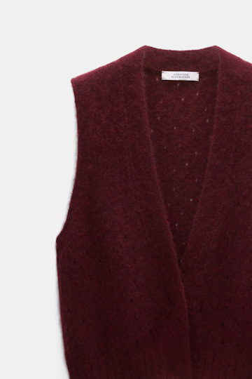 Dorothee Schumacher Gilet im Pointelle-Allover aus Kaschmir merlot