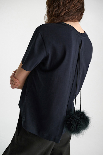 Dorothee Schumacher T-shirt with back slit and feather detail dark navy