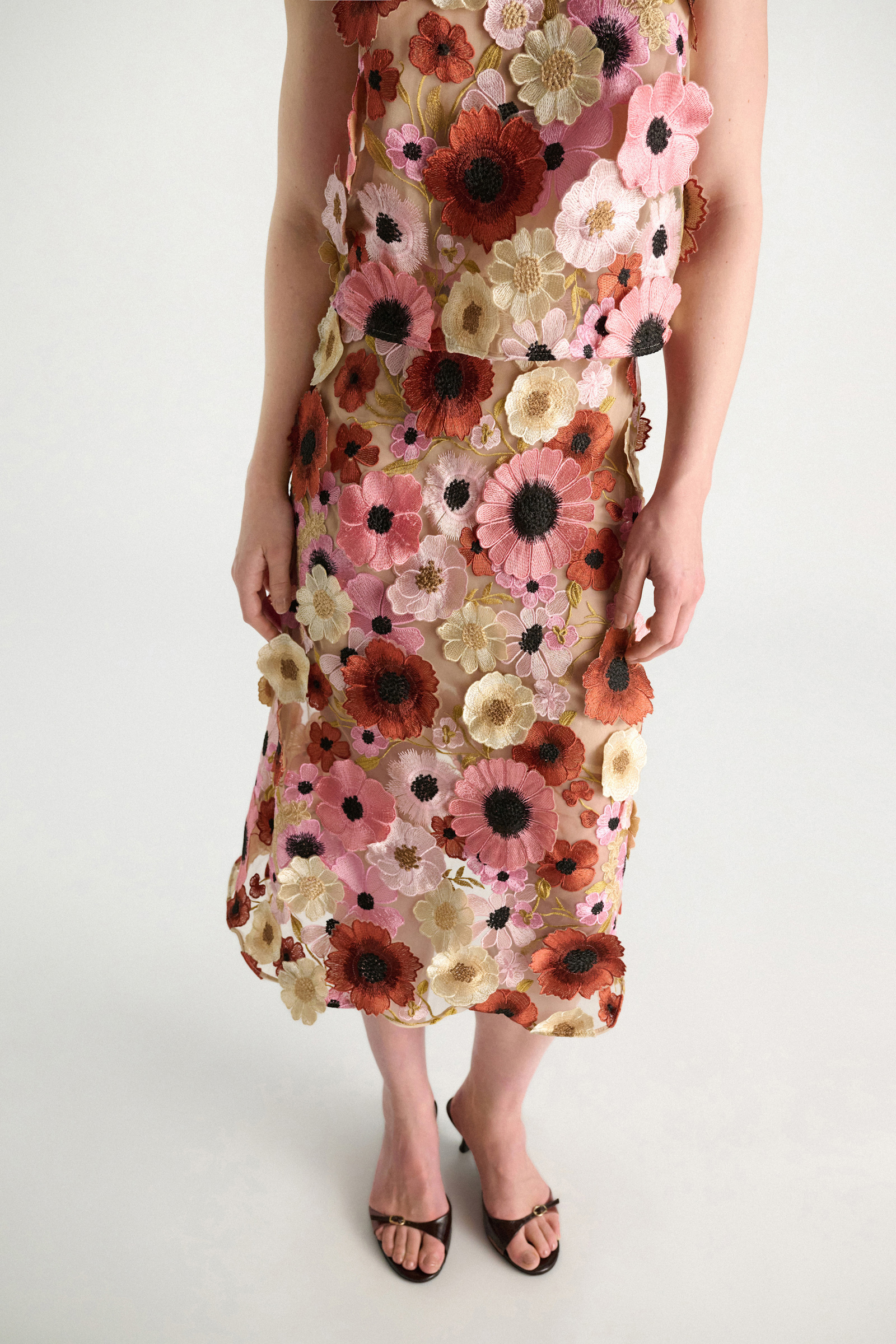 Dorothee Schumacher Midi-skirt with 3D embroidery Multi Flower