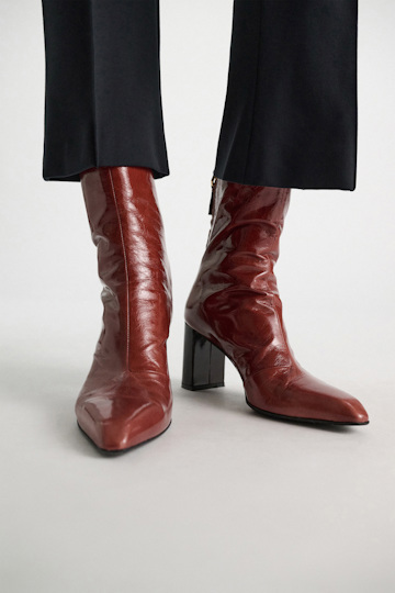 Dorothee Schumacher Crinkle patent leather ankle boots bordeaux/rust/tan mix