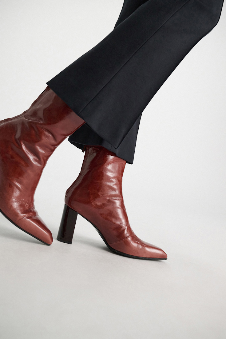 Dorothee Schumacher Crinkle patent leather ankle boots bordeaux/rust/tan mix