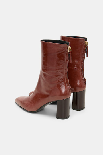 Dorothee Schumacher Crinkle patent leather ankle boots bordeaux/rust/tan mix