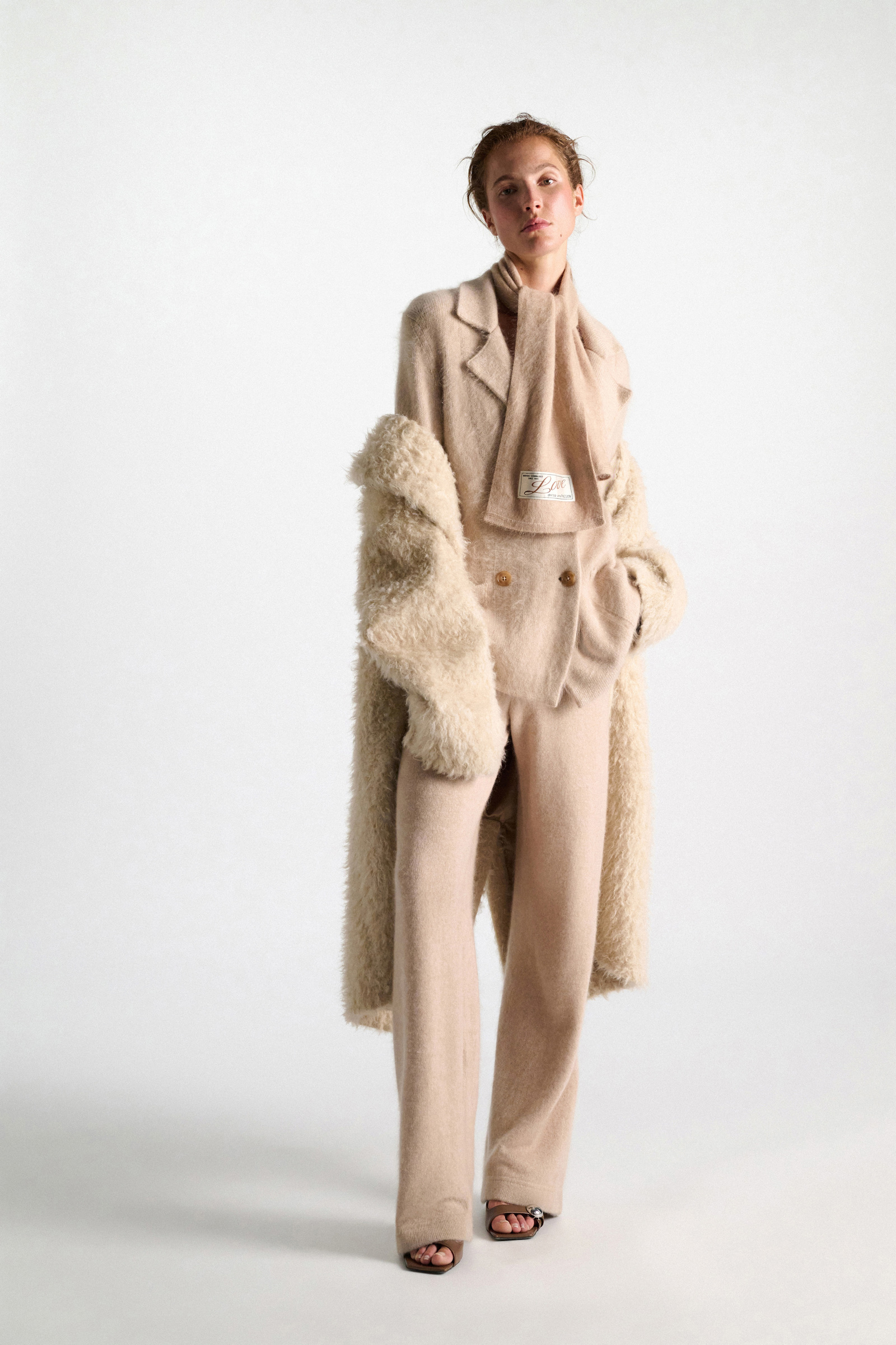 Dorothee Schumacher Merino-cashmere double-breasted blazer make up Model Front View