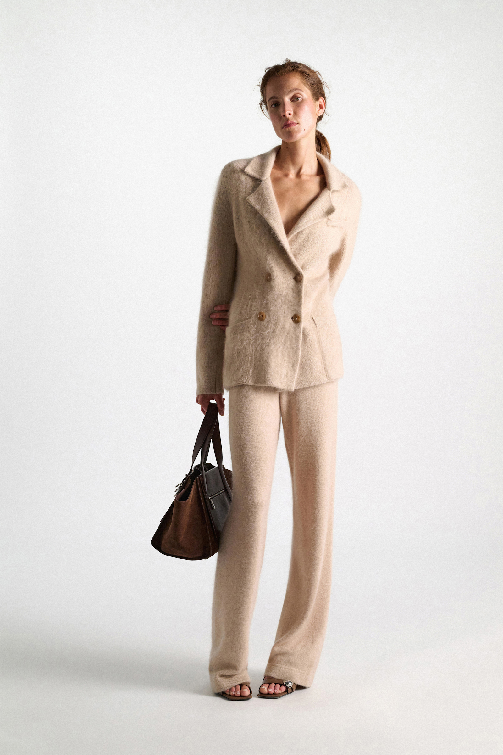 Dorothee Schumacher Merino-cashmere double-breasted blazer make up Model Detail View