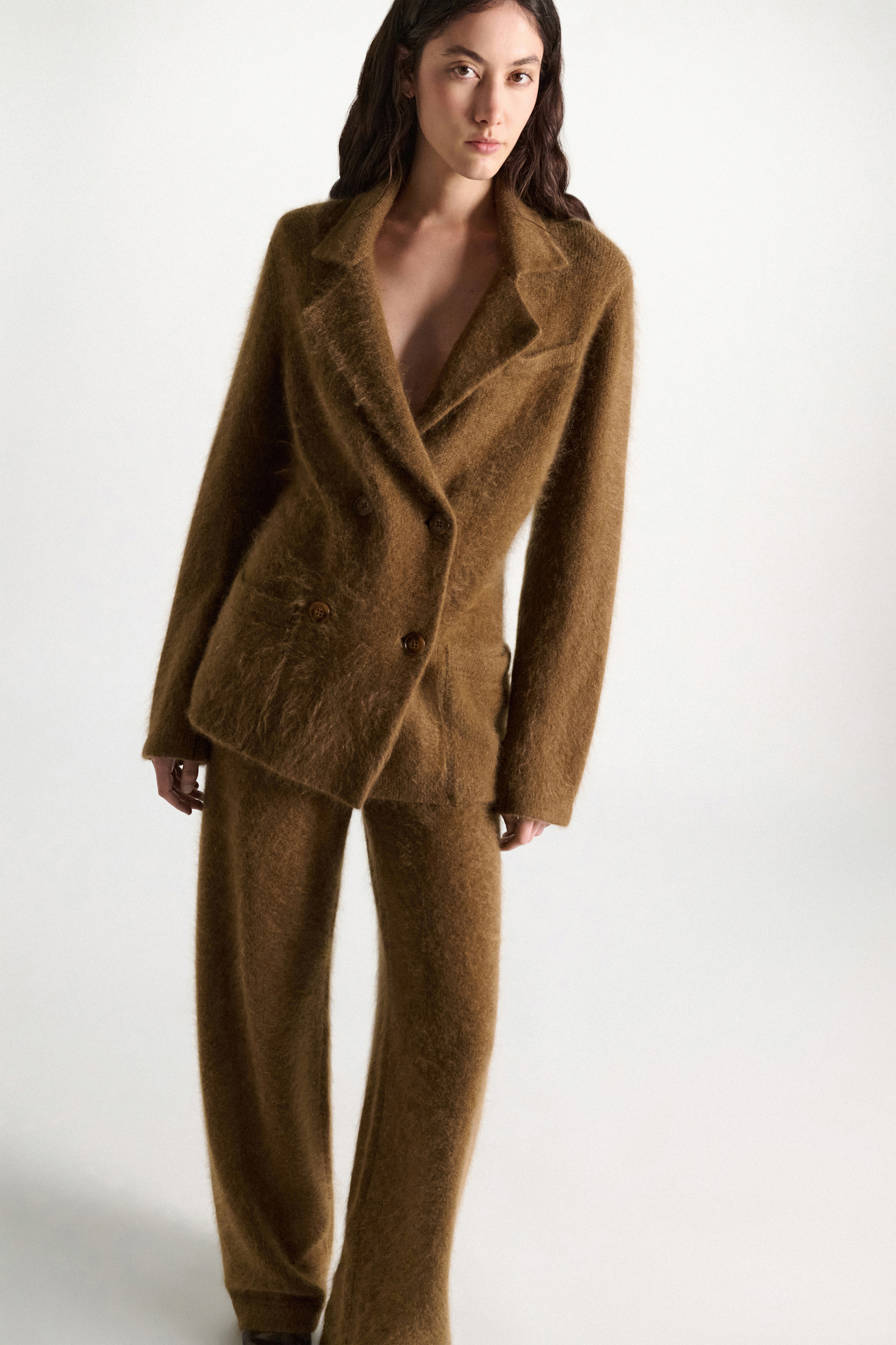 Dorothee Schumacher Zweireiher-Blazer aus Merino und Kaschmir porcini Model Detail View