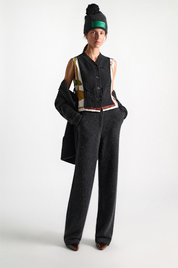 Dorothee Schumacher Merino-cashmere pants anthra melange Model Front View