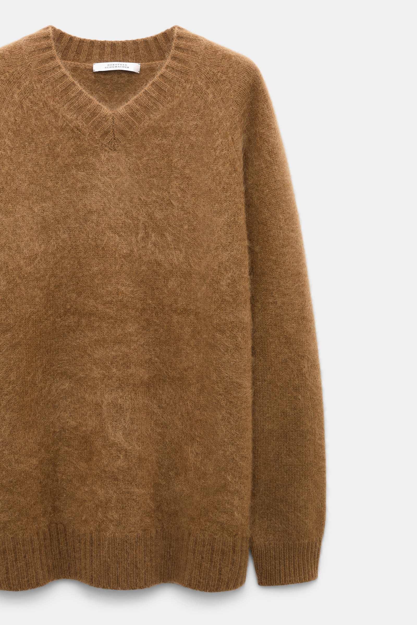 Dorothee Schumacher Pullover mit V-Ausschnitt aus Merino und Kaschmir porcini Product Detail View