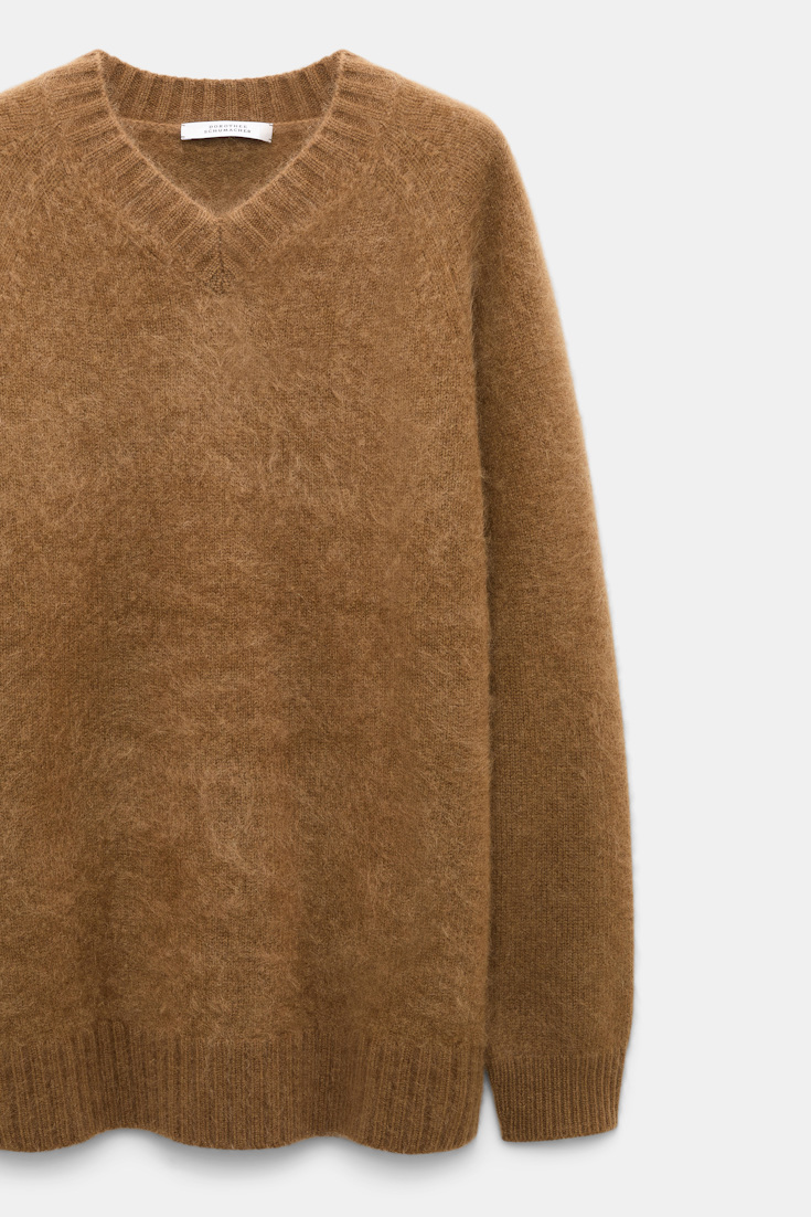 Dorothee Schumacher Pullover mit V-Ausschnitt aus Merino und Kaschmir porcini Product Detail View