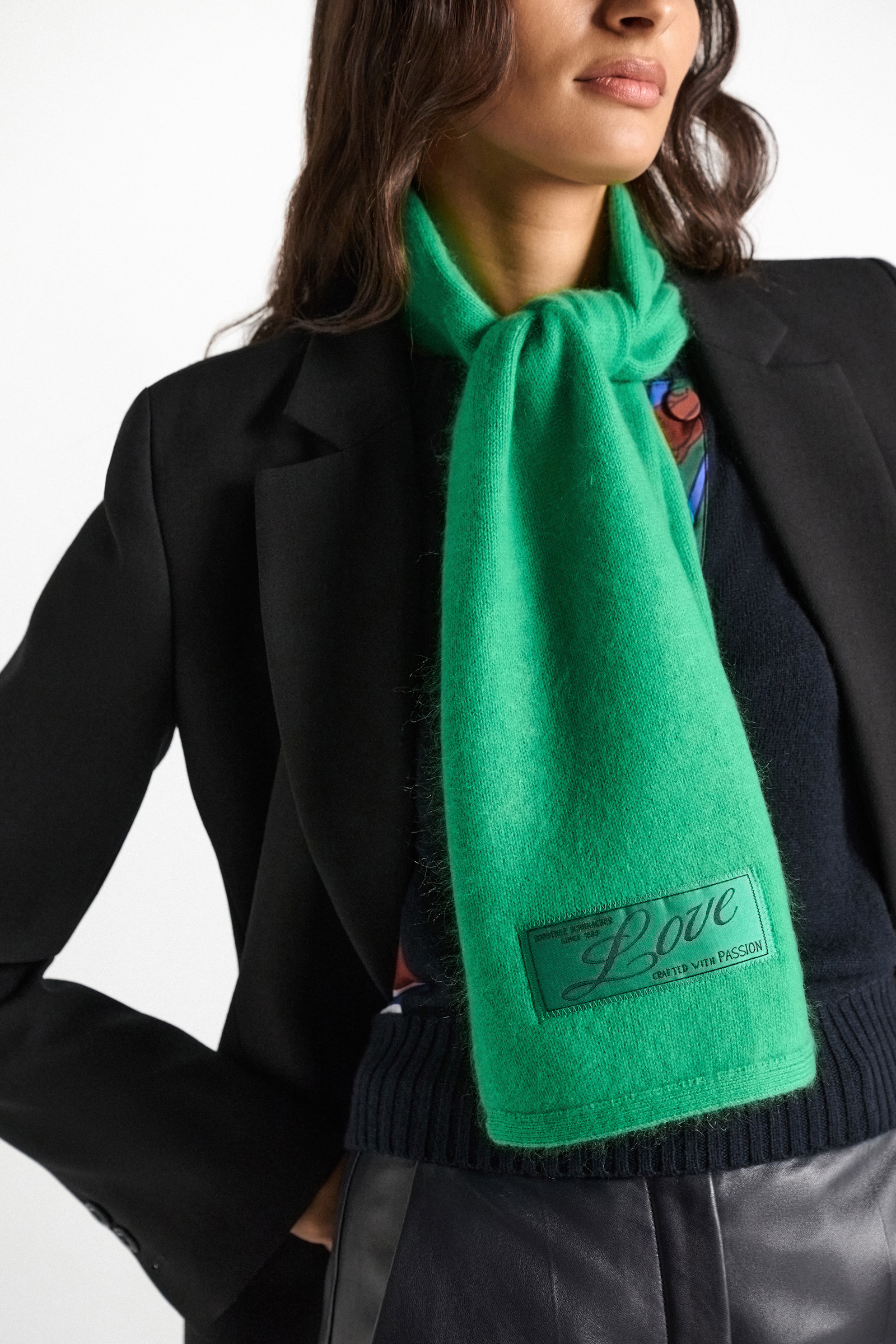 Dorothee Schumacher Schal aus Merino und Kaschmir wasabi Model Detail View