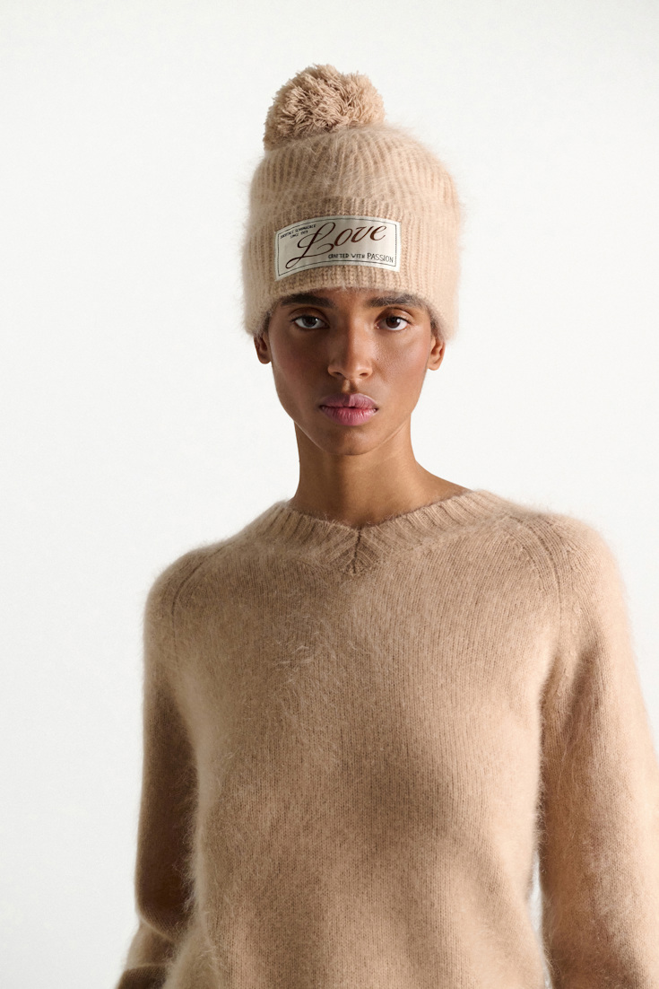 Dorothee Schumacher Mütze aus Merino und Kaschmir make up Model Detail View