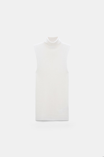 Dorothee Schumacher Sleeveless turtleneck in extra fine Merino camellia white Product Front View