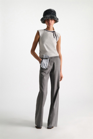 Dorothee Schumacher Sleeveless T-shirt with rbow detail greymelange + satin Model Front View
