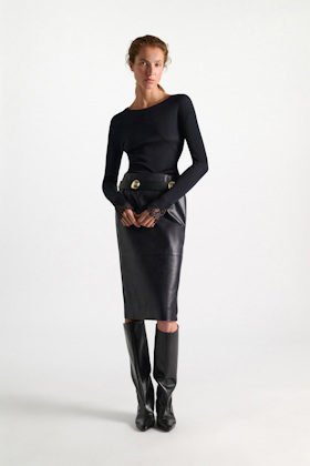 Dorothee Schumacher Long-sleeve top with lace details true navy Model Front View