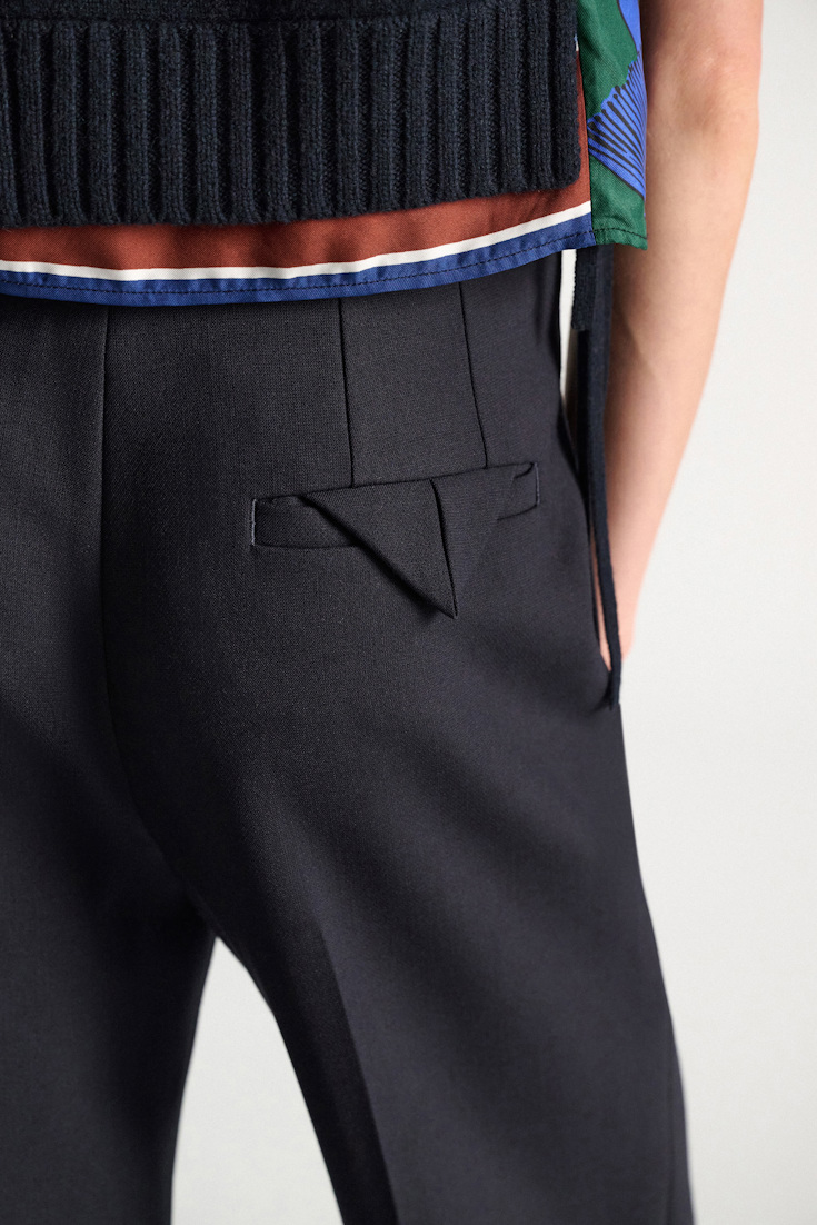 Dorothee Schumacher Wide Pants midnight navy Model Detail View