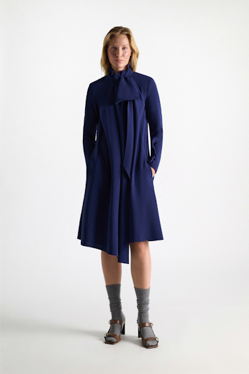 Dorothee Schumacher Crepe dress with maxi bow ocean blue Model Front View