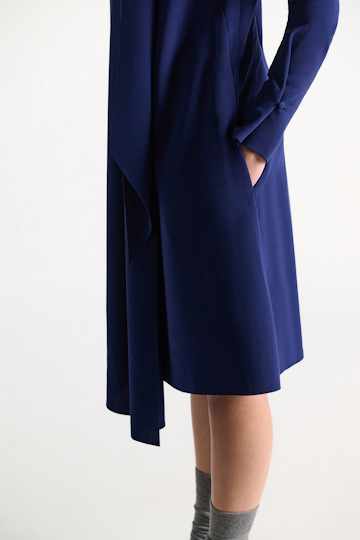 Dorothee Schumacher Crepe dress with maxi bow ocean blue Model Detail View