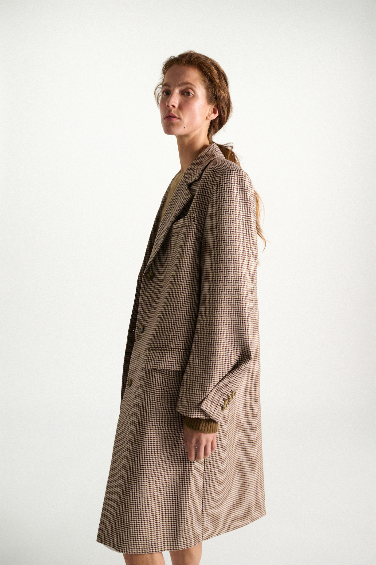 Dorothee Schumacher Karierter Mantel aus Schurwolle beige check Model Detail View
