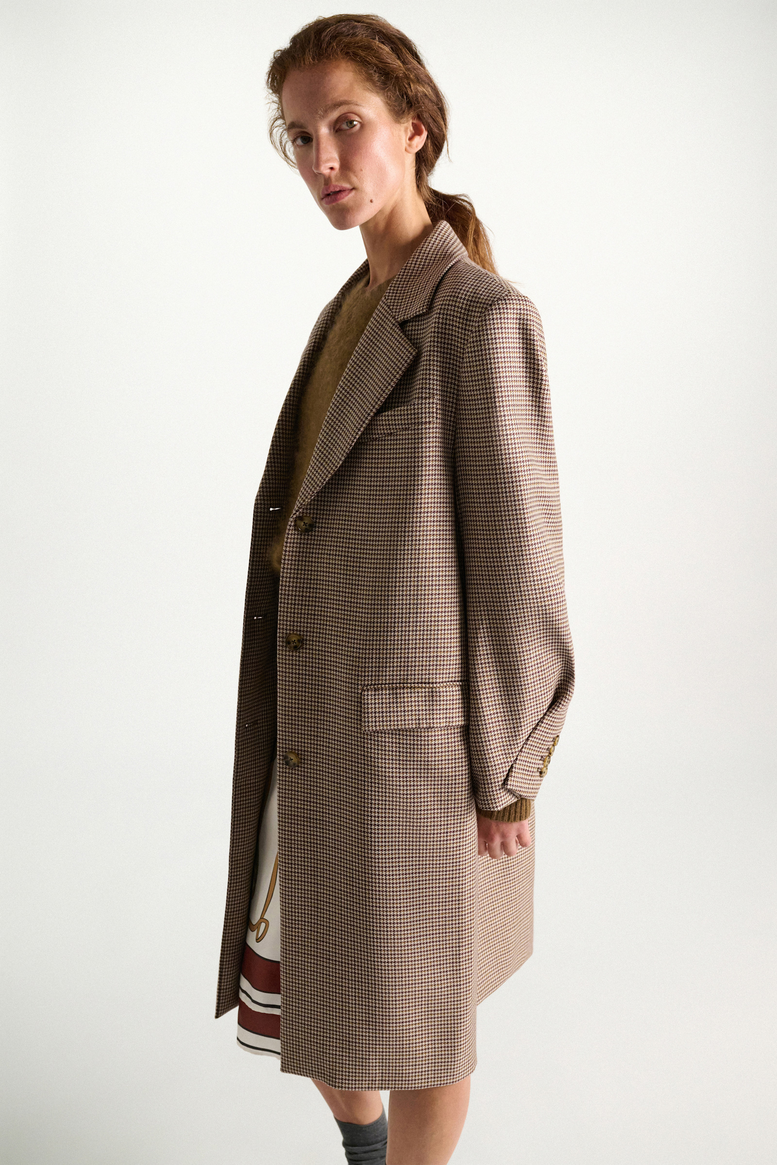 Dorothee Schumacher Karierter Mantel aus Schurwolle beige check Model Detail View