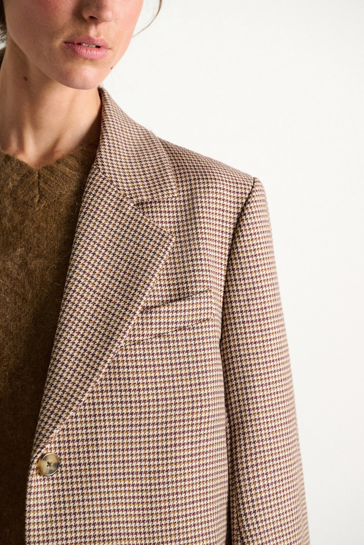 Dorothee Schumacher Karierter Mantel aus Schurwolle beige check Model Detail View