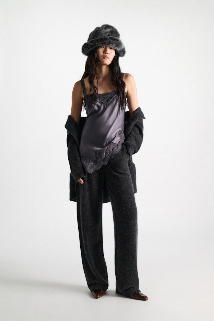 Dorothee Schumacher Negligee-Top aus Seiden-Stretch-Satin dark oyster Model Front View