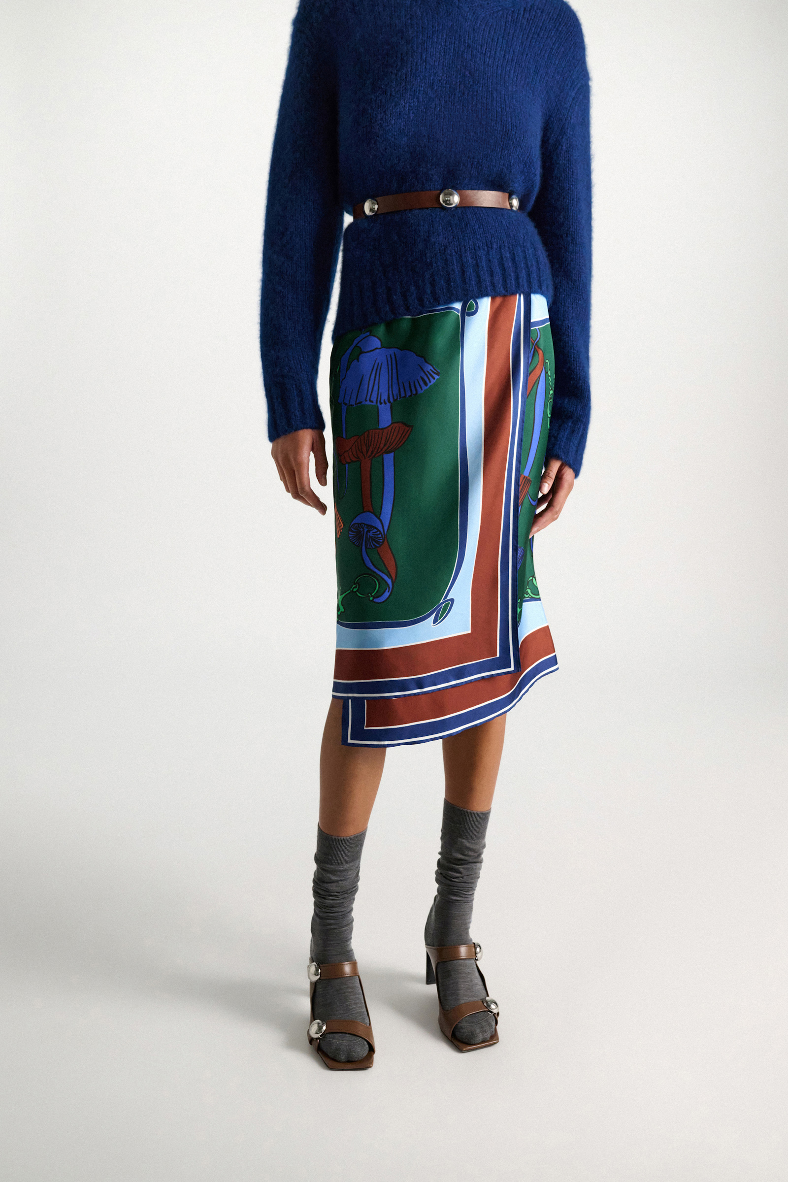 Dorothee Schumacher Printed silk twill wrap skirt colorful ribbon scarf Model Detail View
