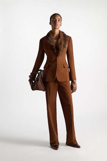 Dorothee Schumacher Wide leg pants in Punto Milano hazelnut Model Front View