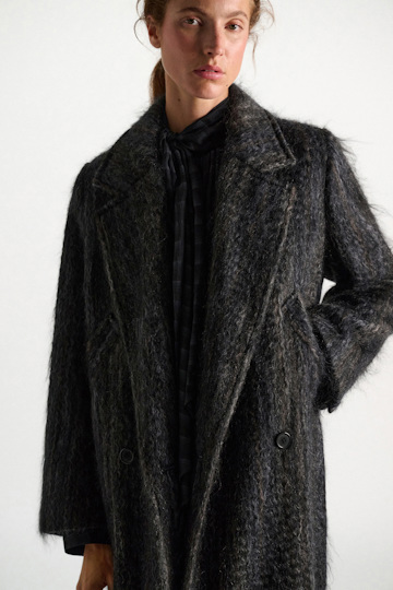 Dorothee Schumacher Wool-mohair coat anthra melange Model Detail View