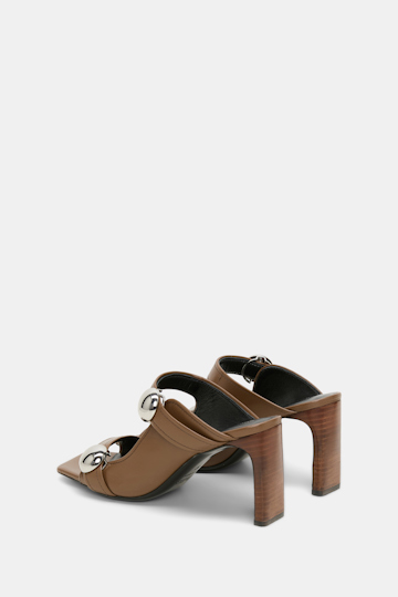 Dorothee Schumacher Sandals with oversized studs porcini Product Detail View